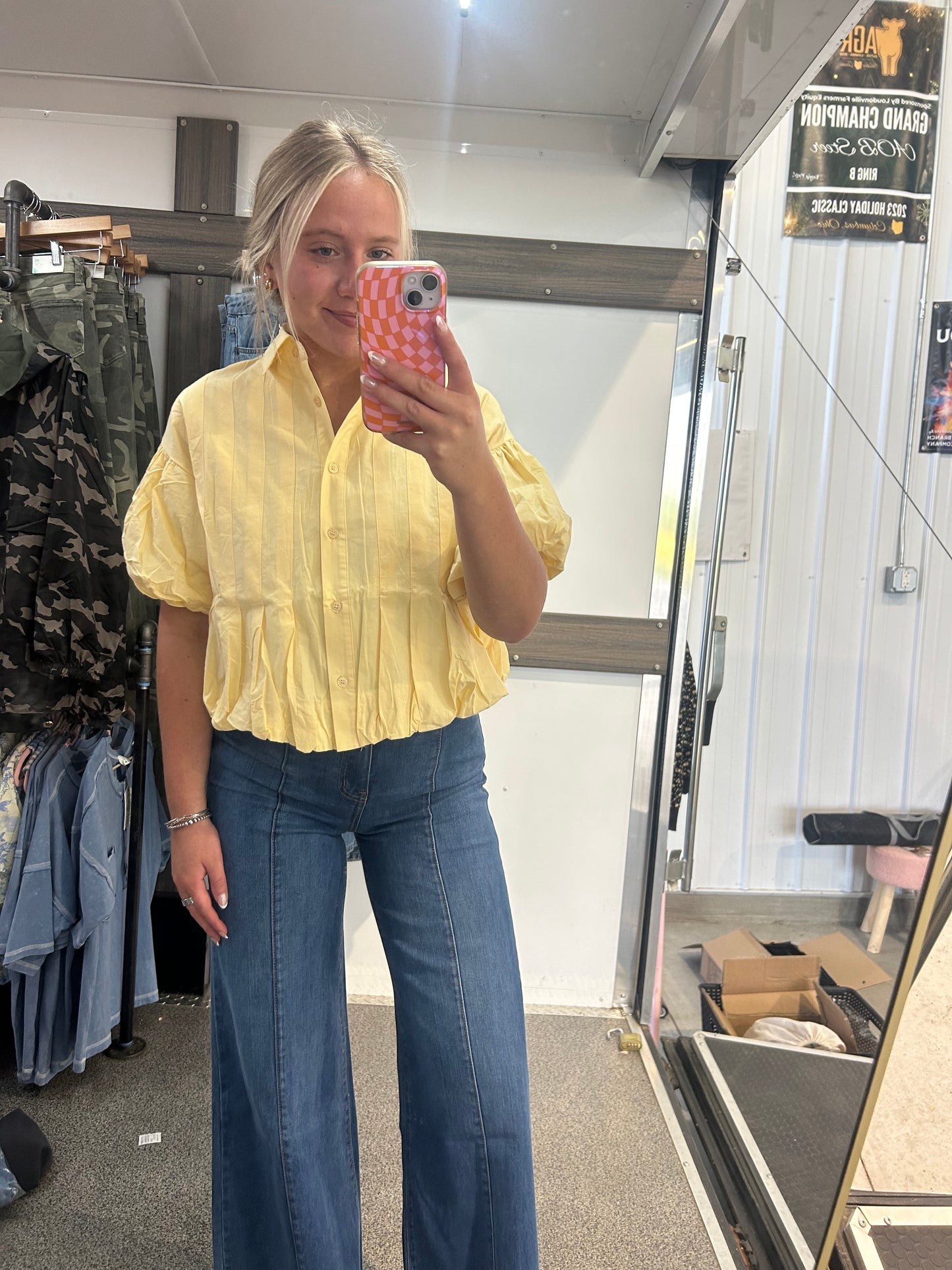 02 Front Seam Wide Leg Denim Jeans in Med Wash