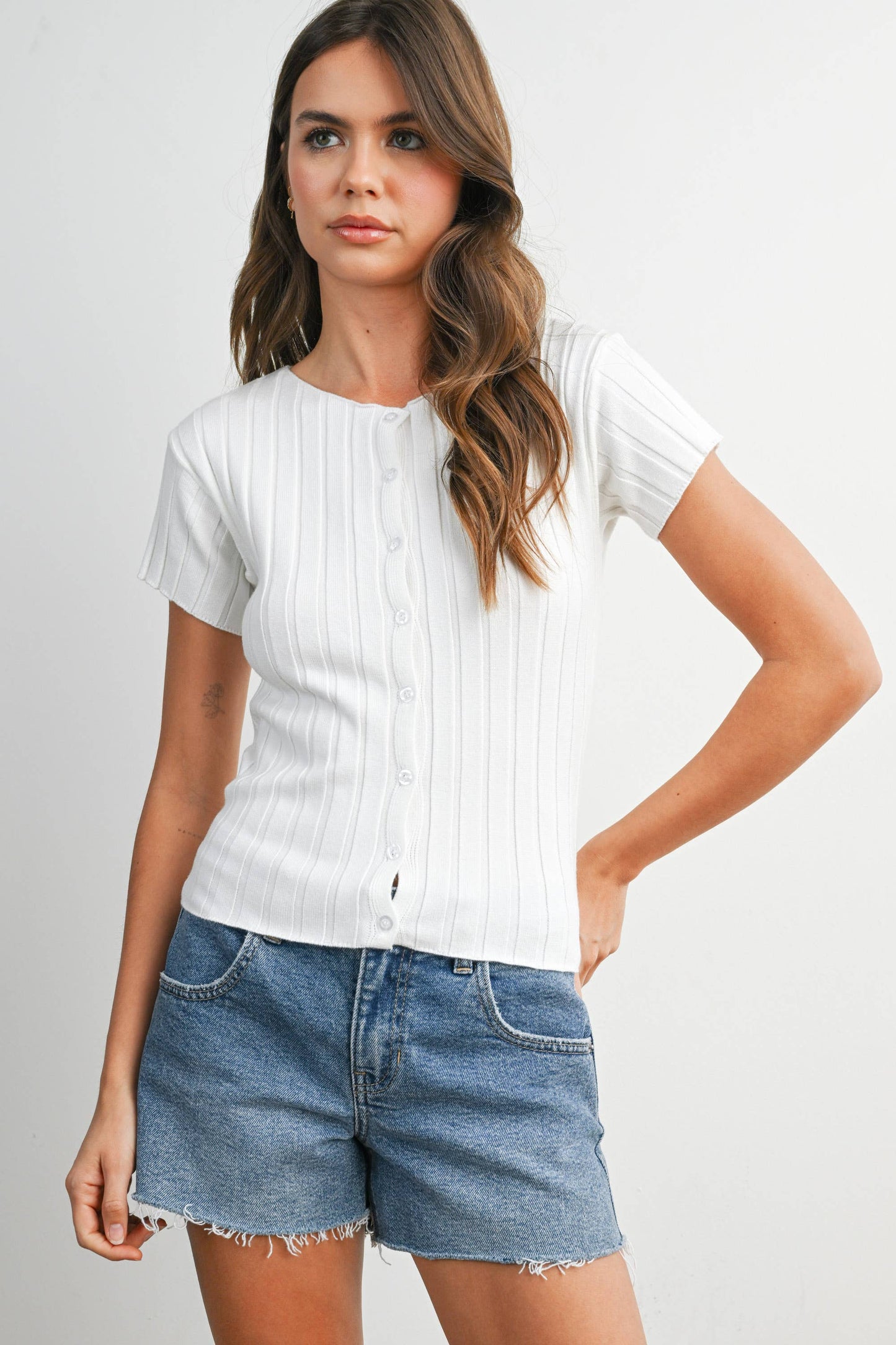 Ribbed Short Sleeve Buttoned Top