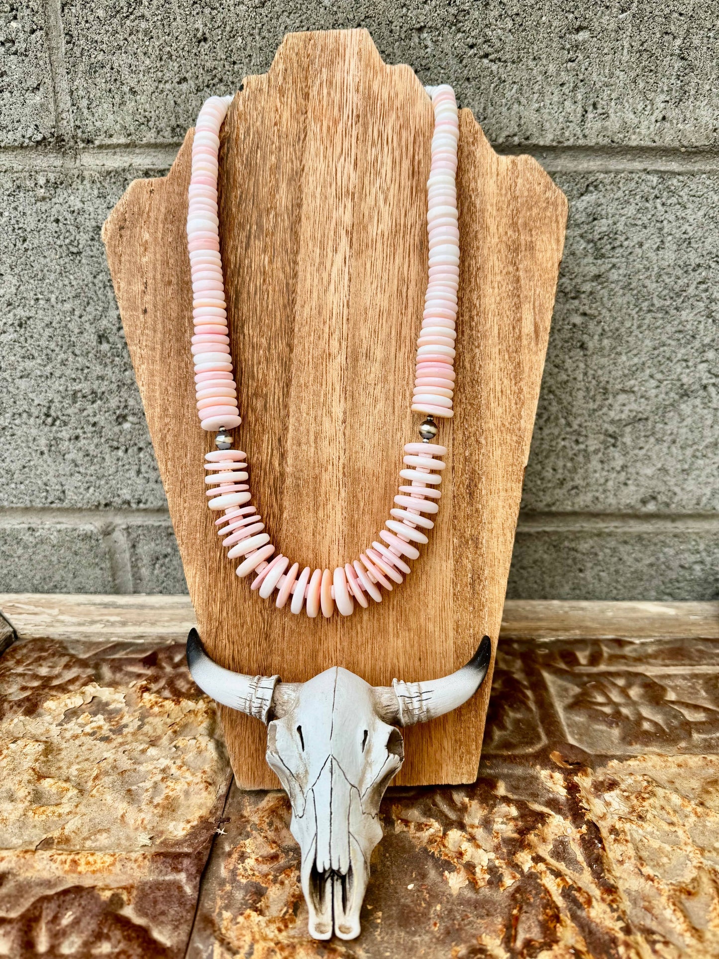 Wild Hancock Creations - Big Graduated Conch Necklace/Pink Necklace/Western Necklace