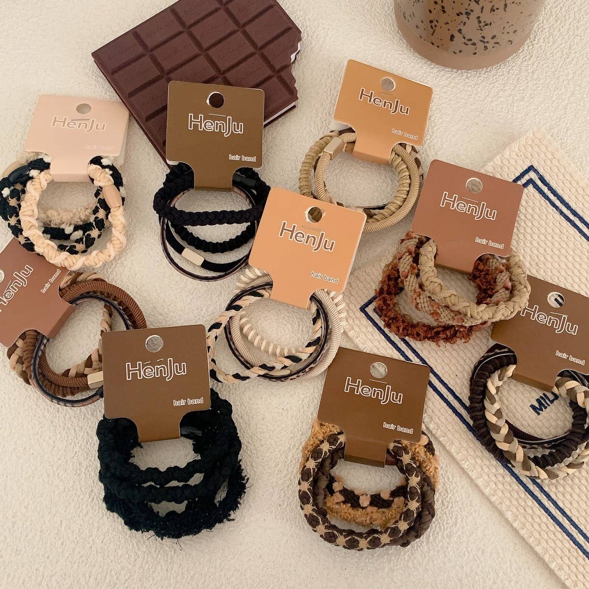 ACCITY - SOFT, ELASTIC AND SIMPLE HAIR TIES_CWAHA07129