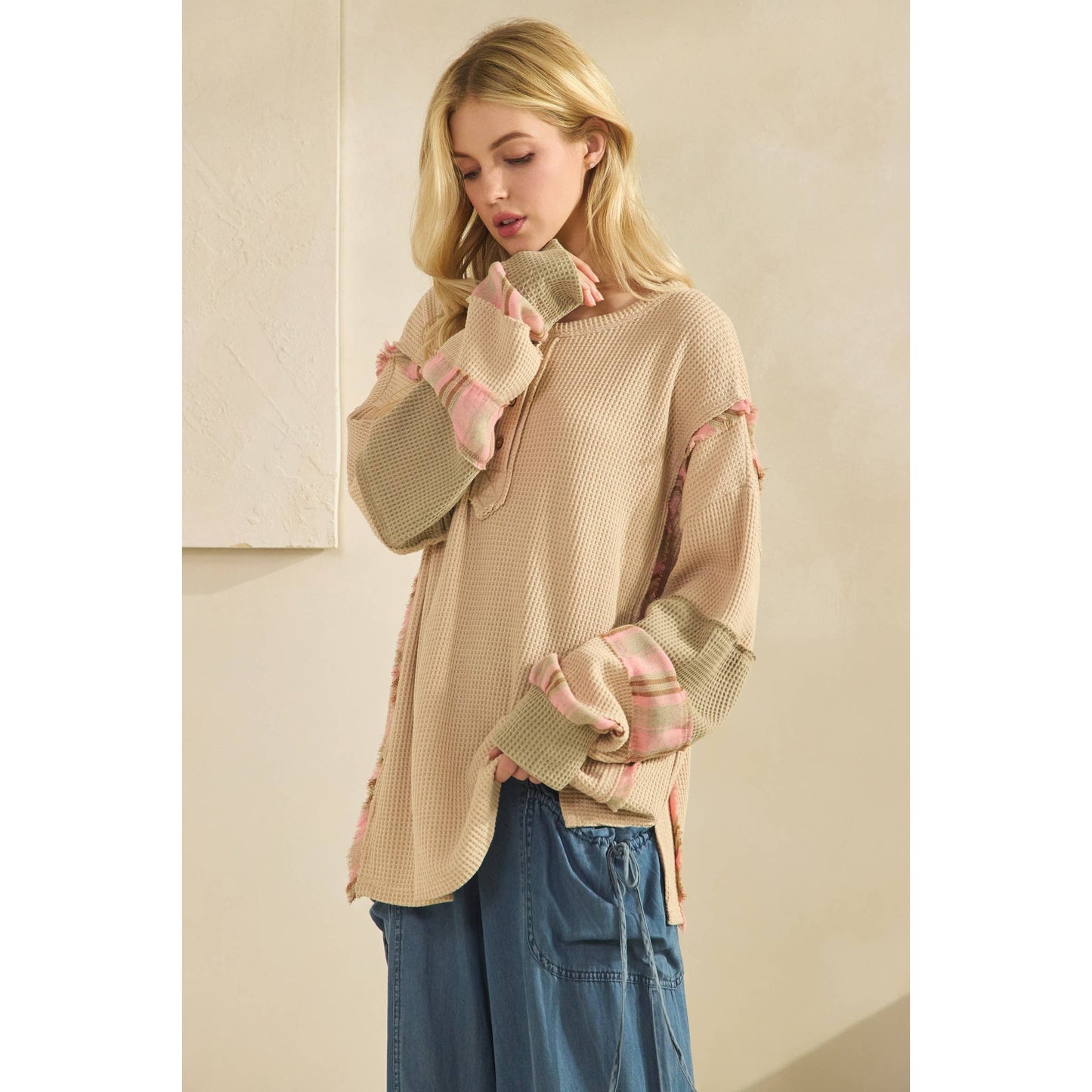 PATCHWORK WAFFLE SLEEVE HENLEY