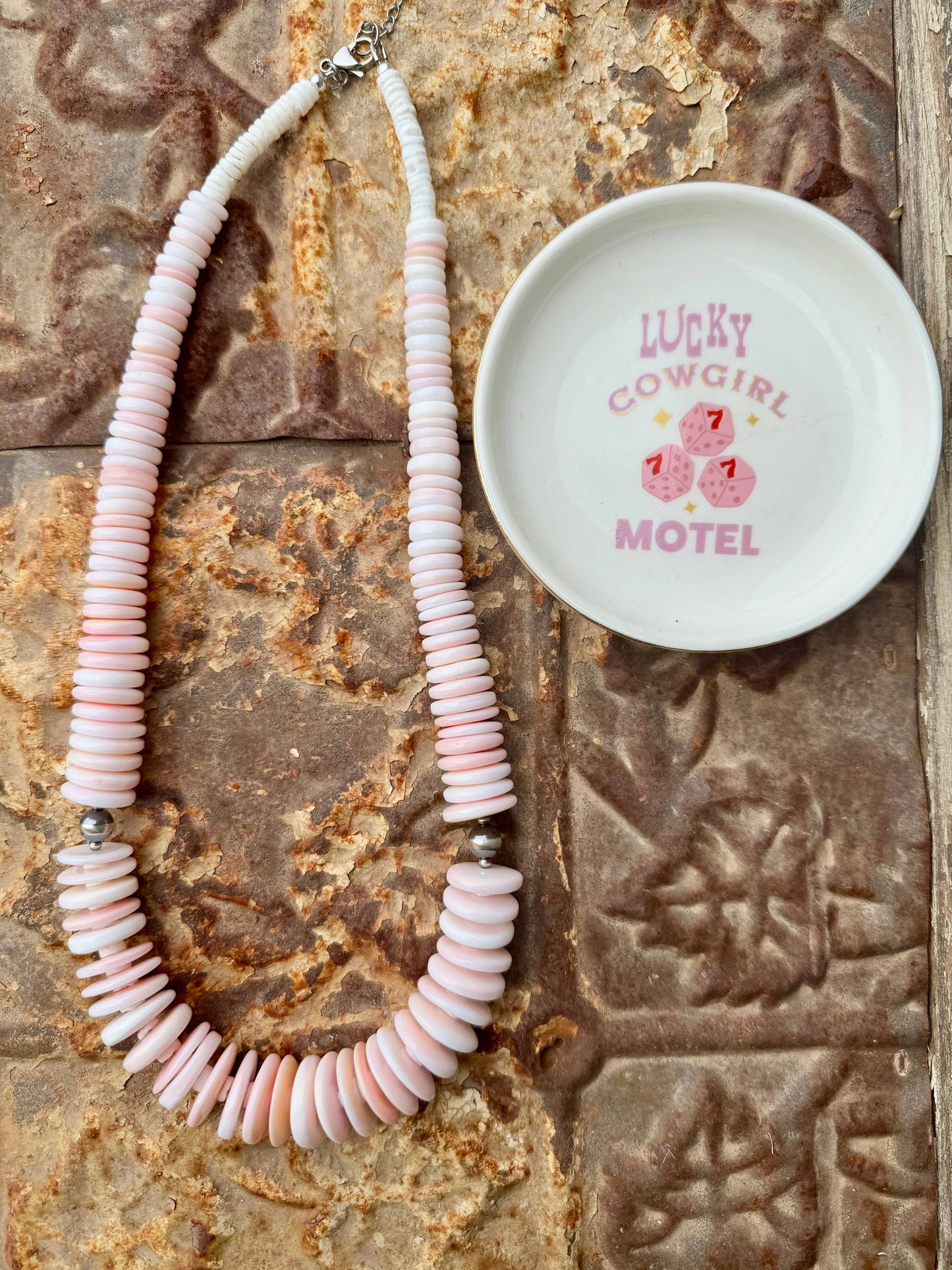 Wild Hancock Creations - Big Graduated Conch Necklace/Pink Necklace/Western Necklace