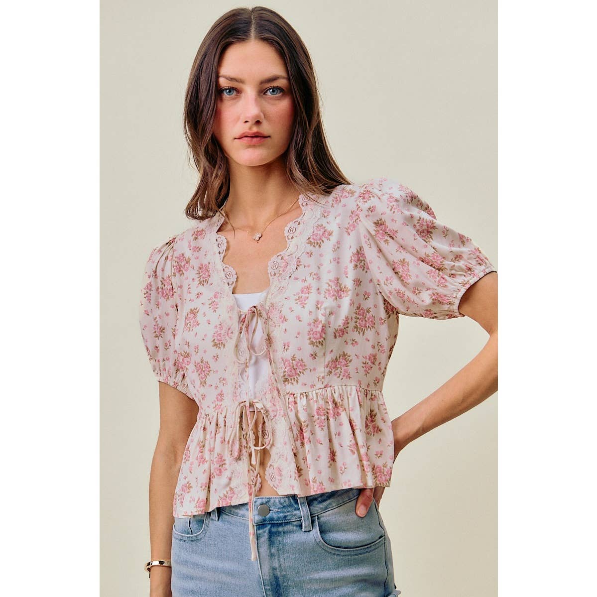 So Me - FLORAL SCALLOP LACE TRIMMED RIBBON TIE BLOUSE  TOP