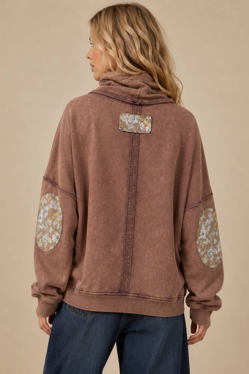 J.NNA - Floral Patch Loose Turtle Neck Sweater Top