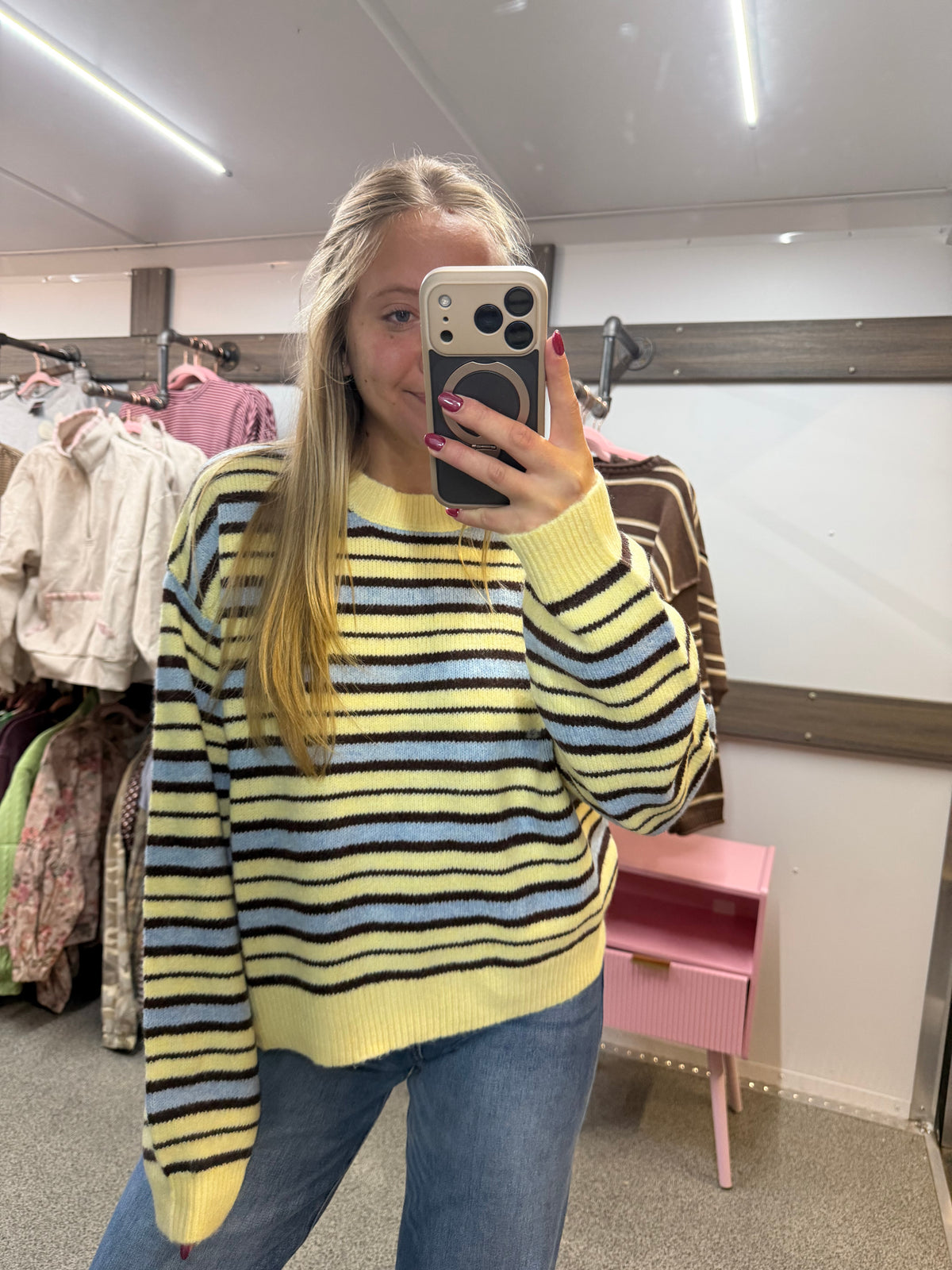 MULTI-COLOR STRIPE CREWNECK KNIT SWEATER