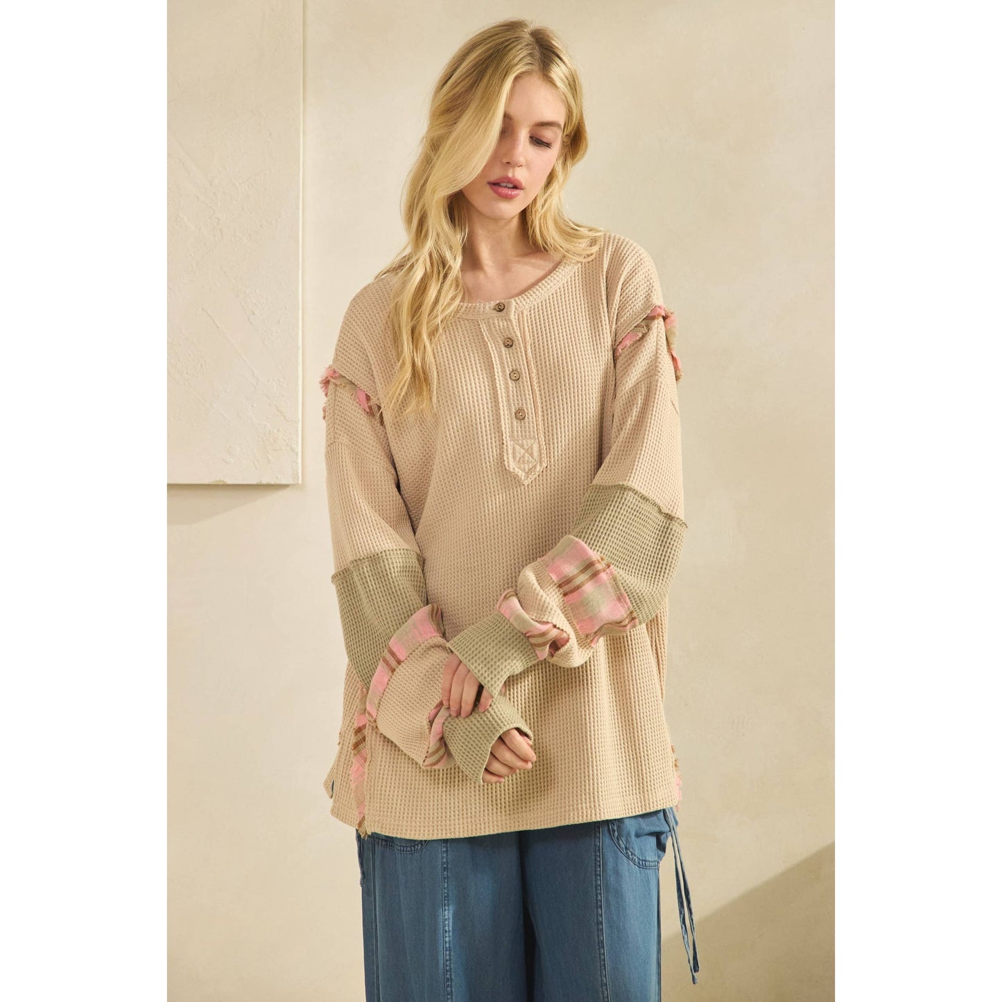 PATCHWORK WAFFLE SLEEVE HENLEY