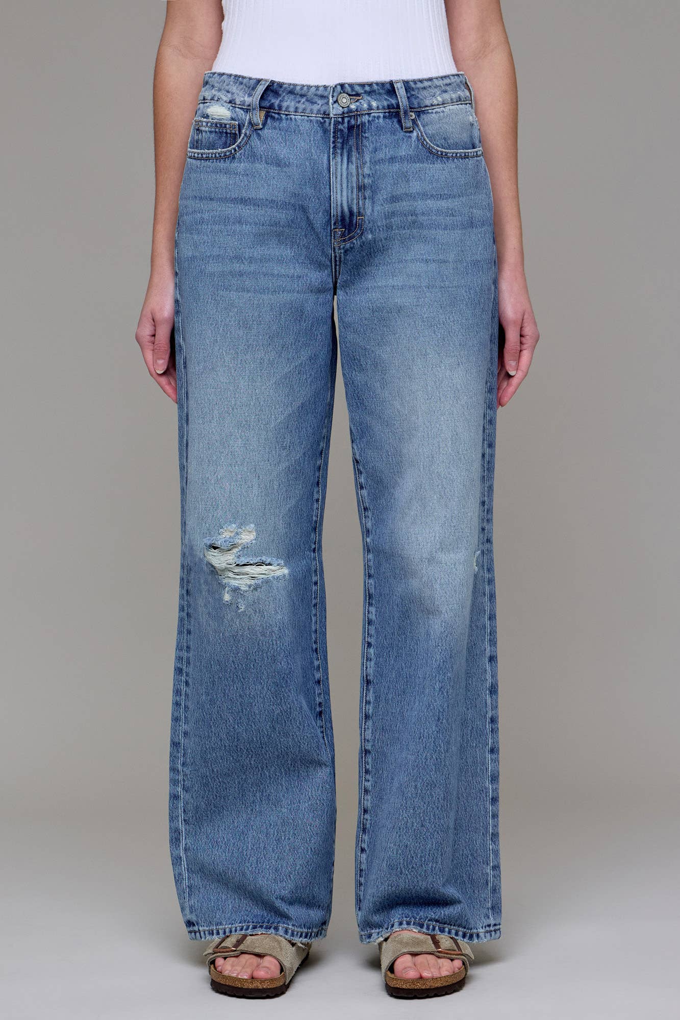 Medium Wash Classic Relaxed Dad Jean