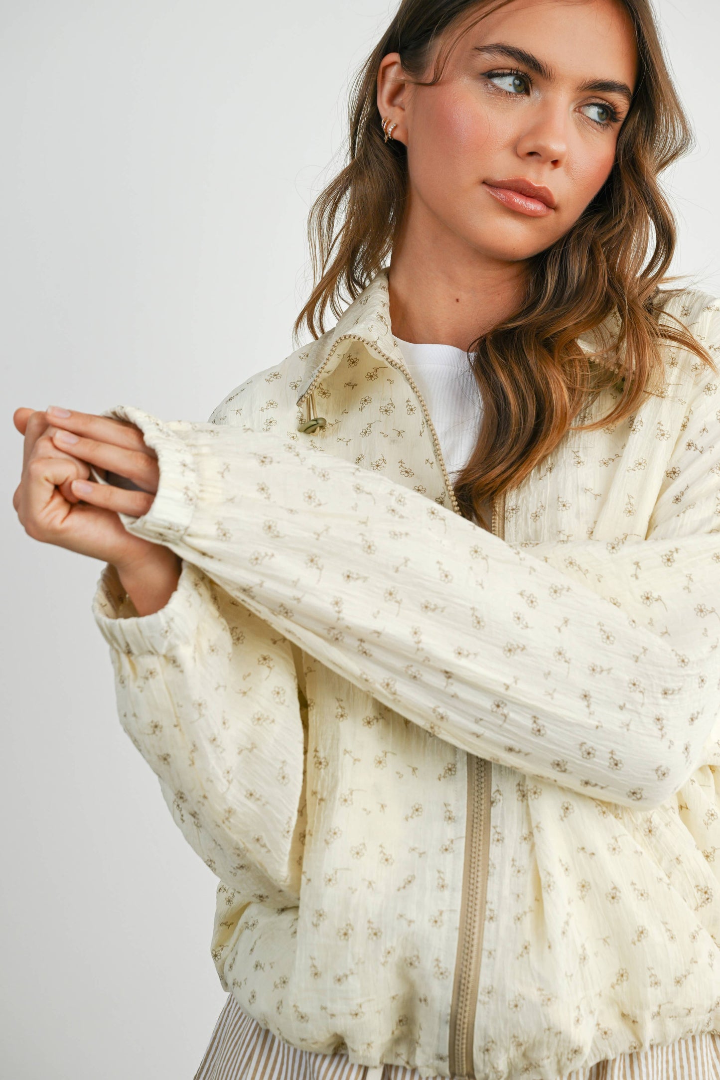 BUTTERMELON - Floral Zip-Up Collared Jacket - BMJ7882