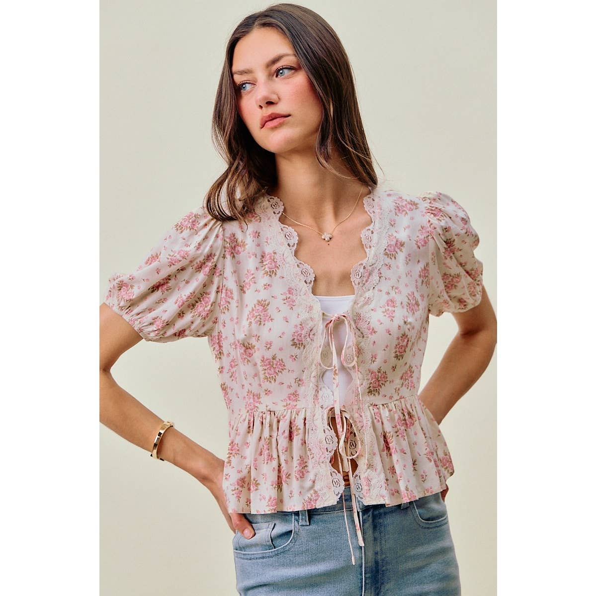 So Me - FLORAL SCALLOP LACE TRIMMED RIBBON TIE BLOUSE  TOP