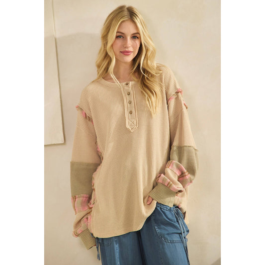 PATCHWORK WAFFLE SLEEVE HENLEY
