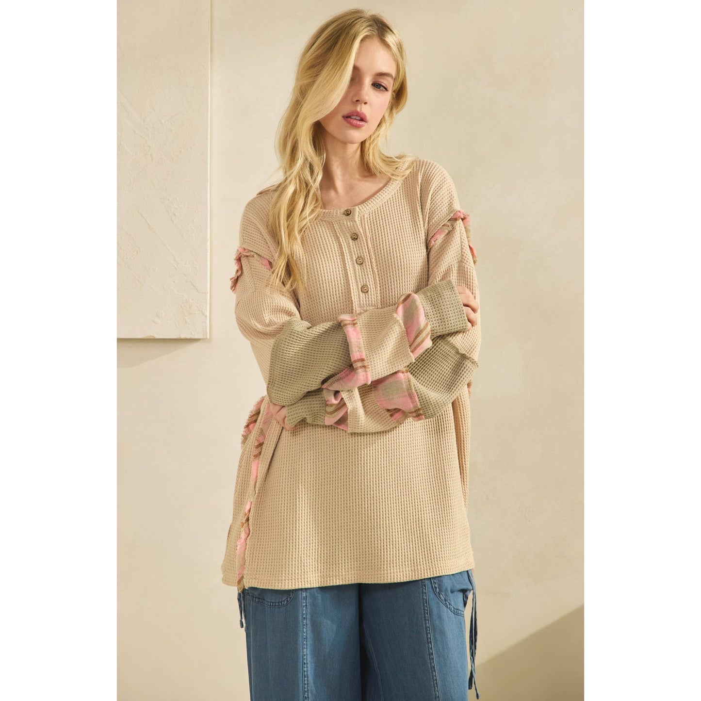 PATCHWORK WAFFLE SLEEVE HENLEY
