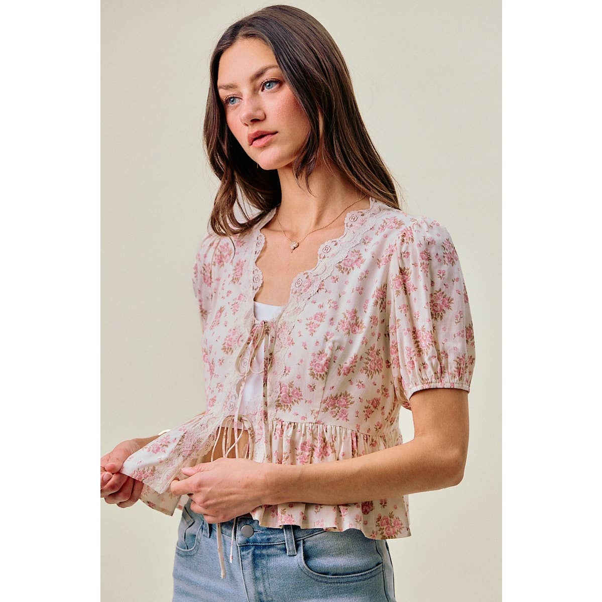 So Me - FLORAL SCALLOP LACE TRIMMED RIBBON TIE BLOUSE  TOP