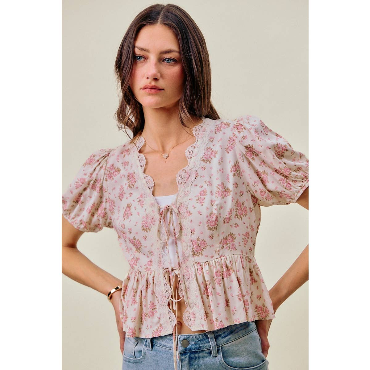So Me - FLORAL SCALLOP LACE TRIMMED RIBBON TIE BLOUSE  TOP