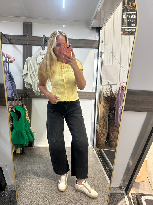 Ribbed Short Sleeve Buttoned Top