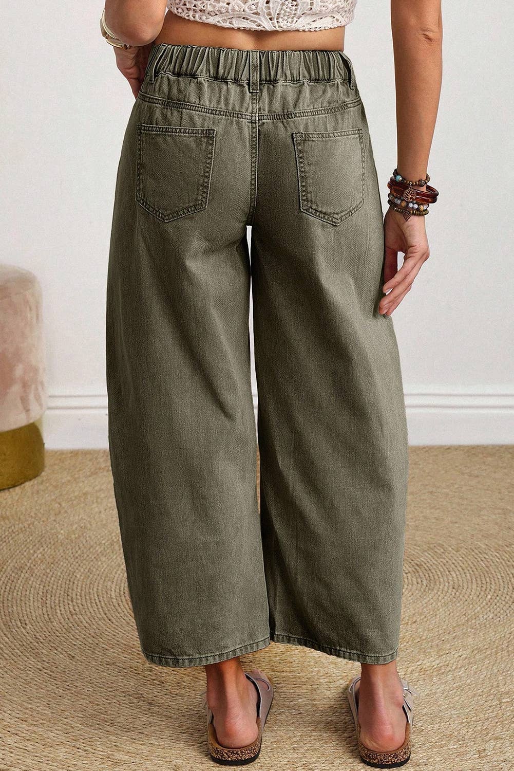 Solid Square Patch Pocket Ankle-length Barrel Jeans