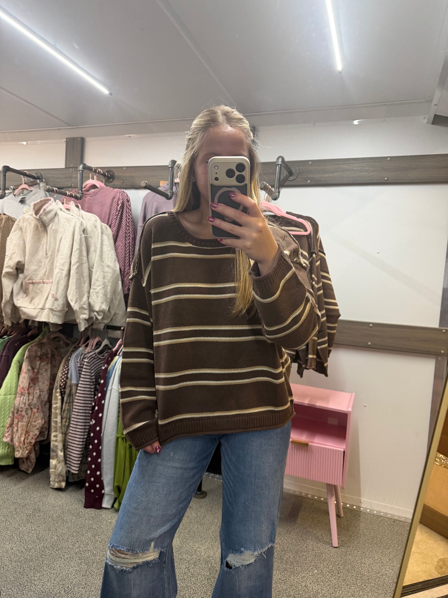 EXPOSED SEAM STRIPED ROUND NECK PULLOVER