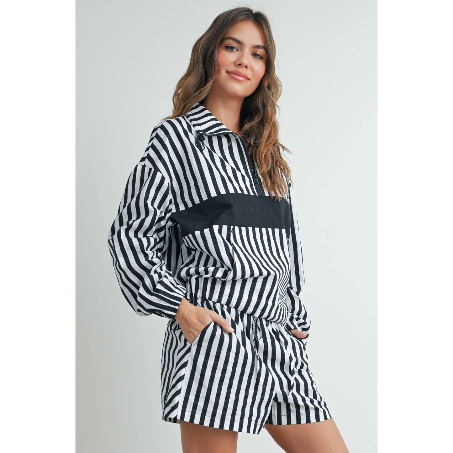 BUTTERMELON - Drawstring Turtleneck Jacket - BMT7533