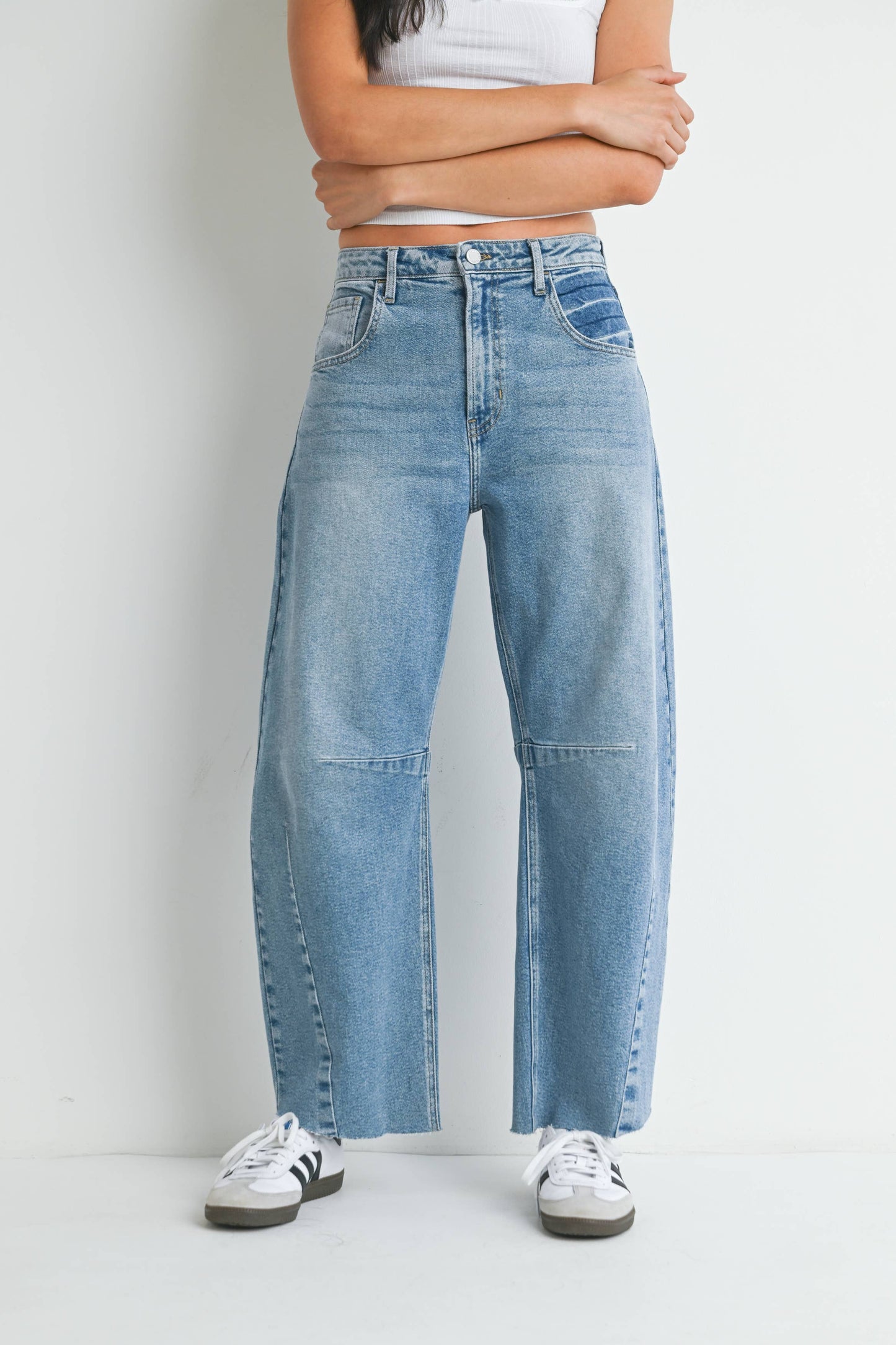 JUST BLACK DENIM - Raw Hem Barrel Jean w/ Seams - LIGHT DENIM - BP473J