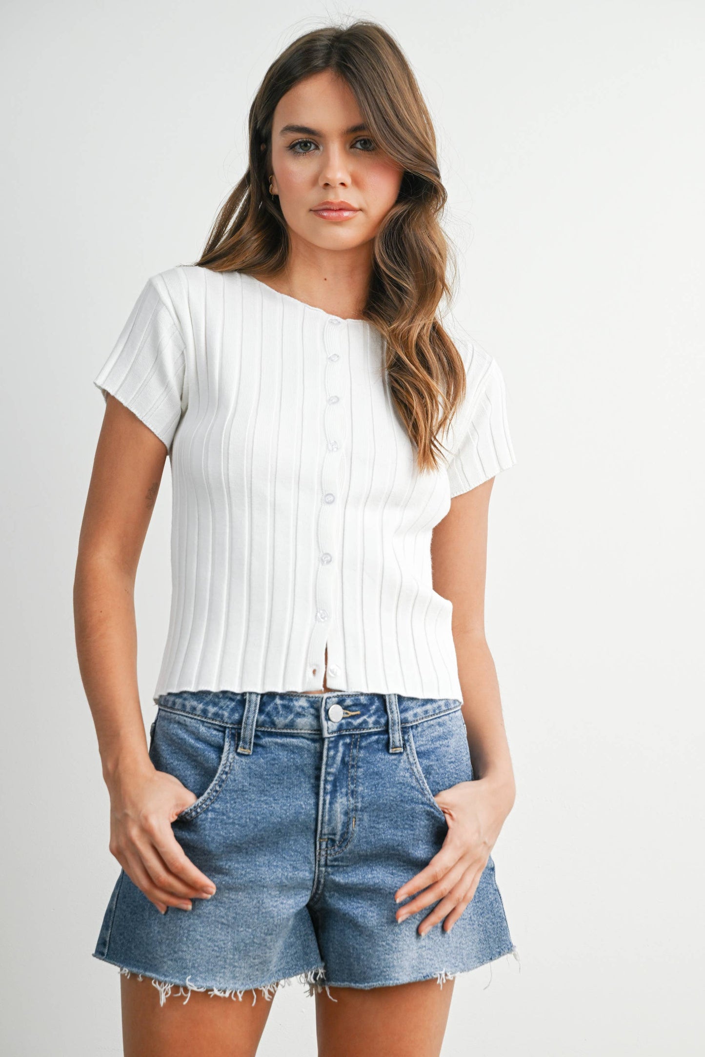 Ribbed Short Sleeve Buttoned Top