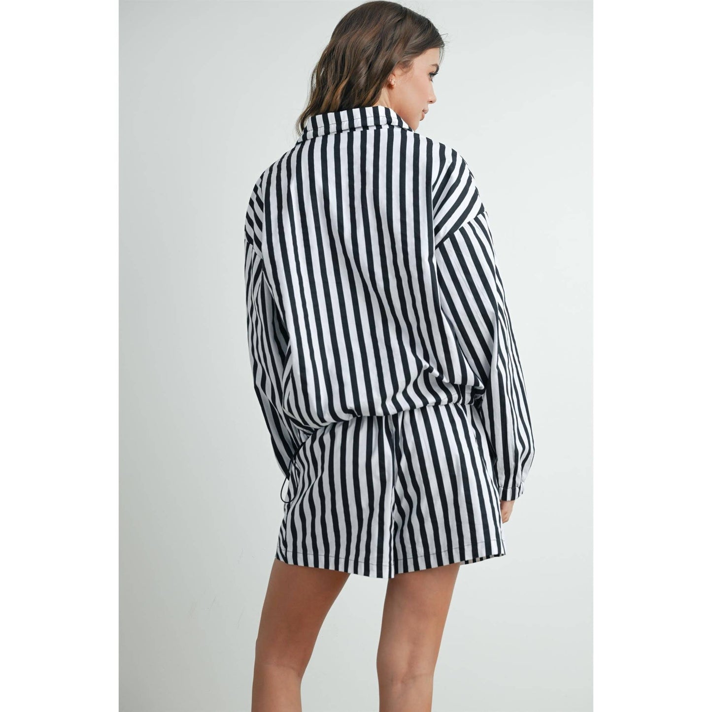 BUTTERMELON - Drawstring Turtleneck Jacket - BMT7533