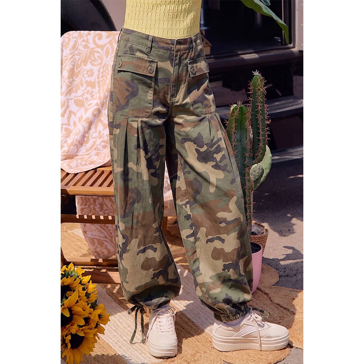 BiBi - CAMO PRINTED CARGO JOGGER PANTS WITH DRAWSTRING HEM