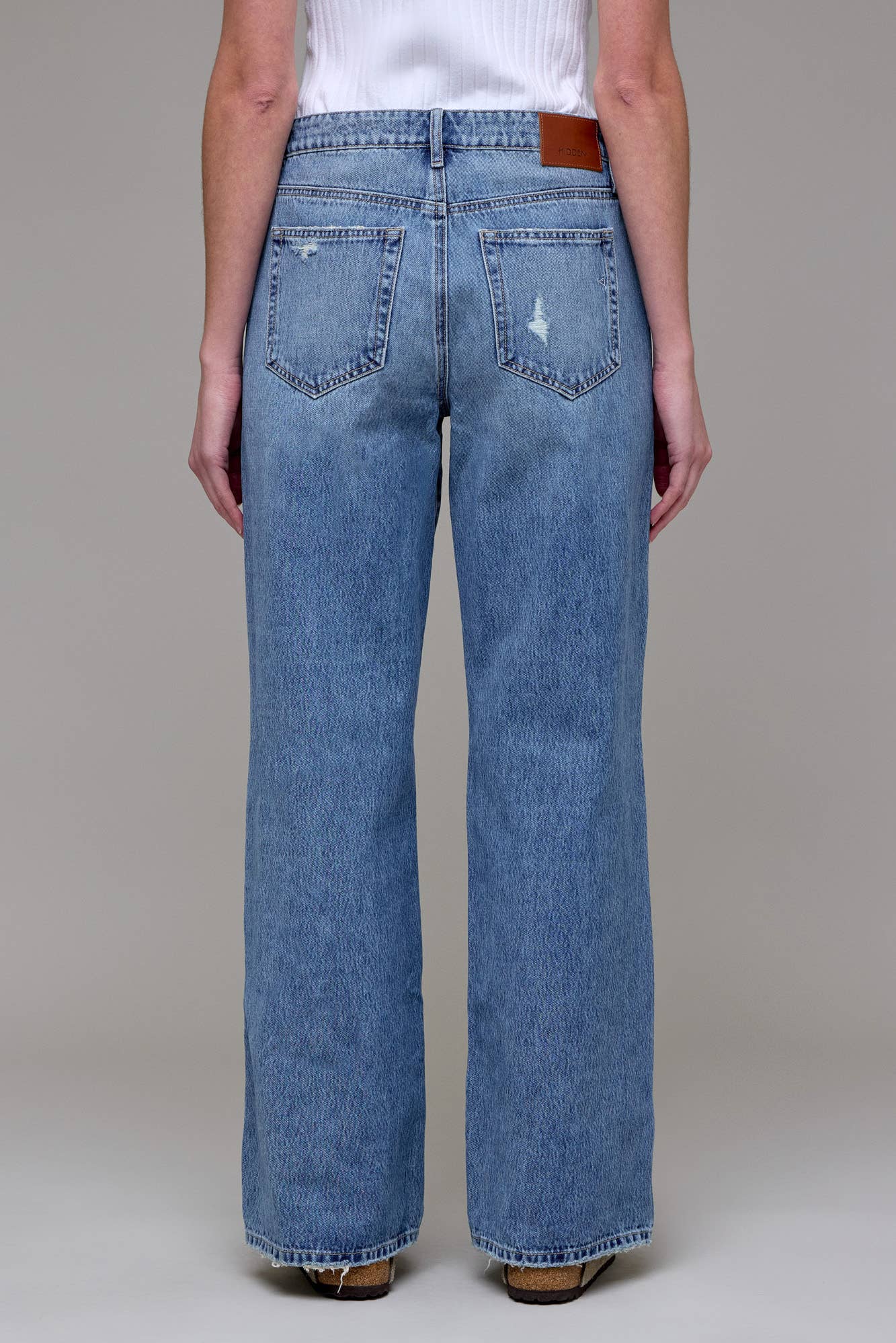 Medium Wash Classic Relaxed Dad Jean